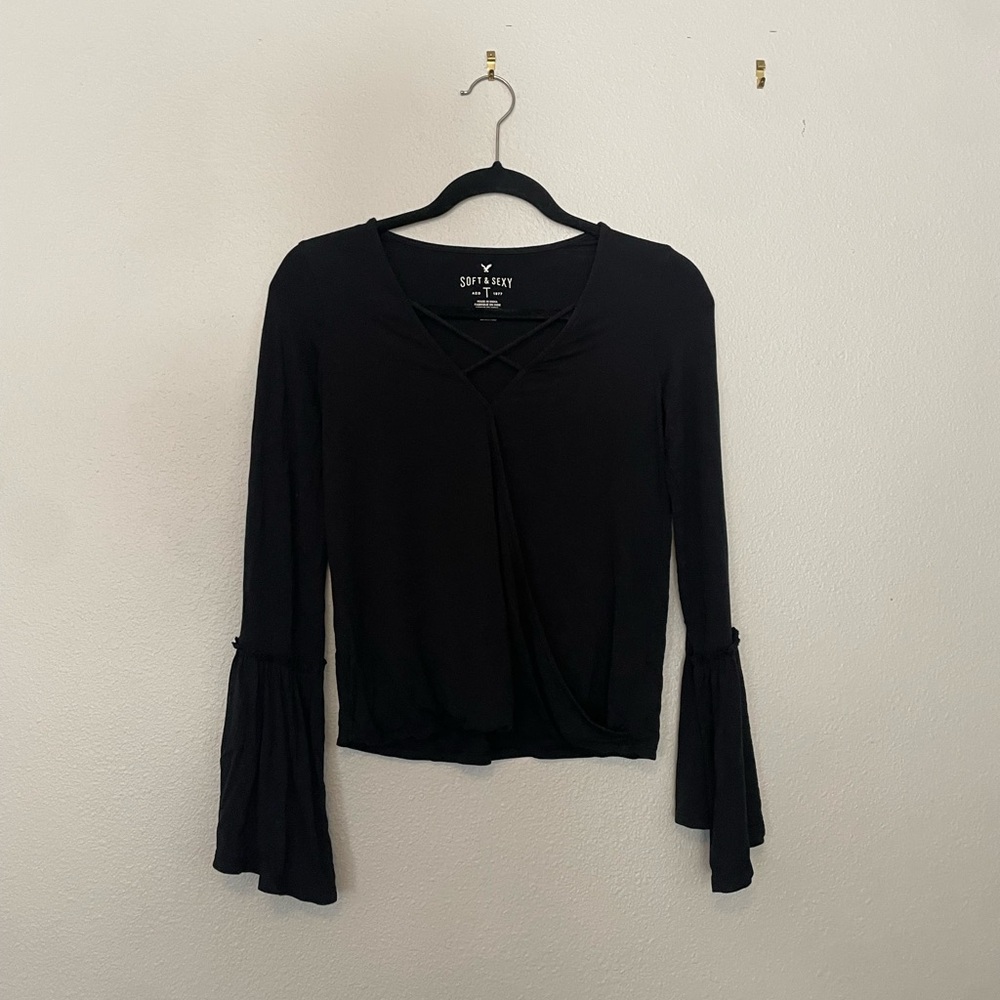 AEO Witchy/stagecoach style long sleeve shirt